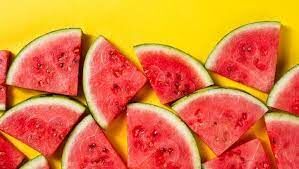این افراد حتما هندوانه بخورند