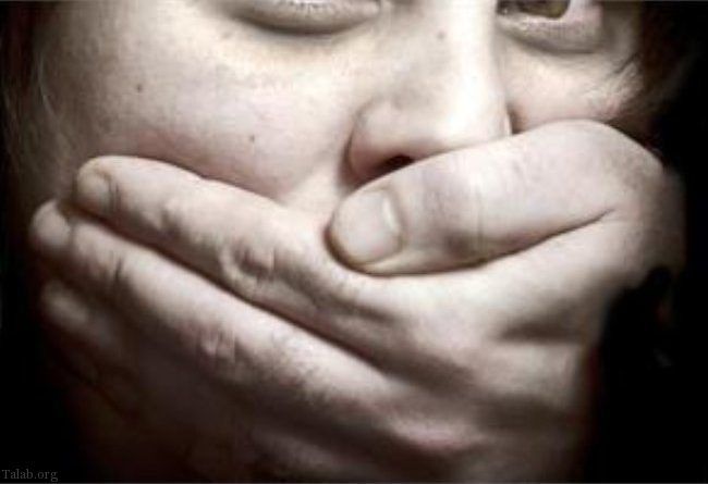 ماجرای دوربین مخفی مرد پلید همسایه در حمام دختر دانشجو