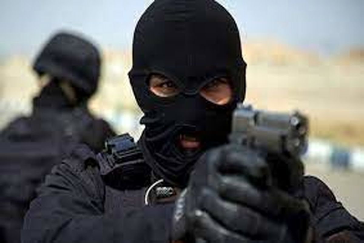 درگیری پلیس با آدم ربای مسلح چه شد؟/باند مخوف گروگان‌گیری به دام افتاد