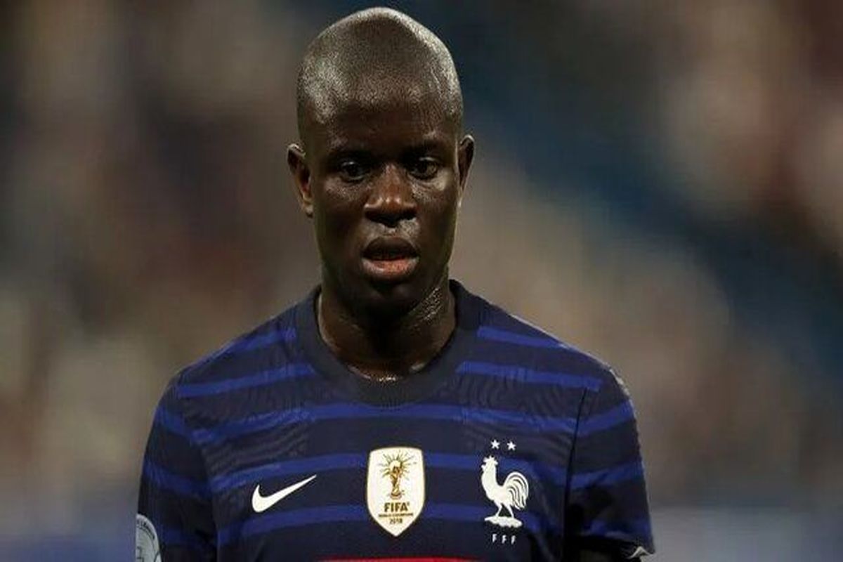 ستاره آبی ها هم تیمی رونالدو شد!