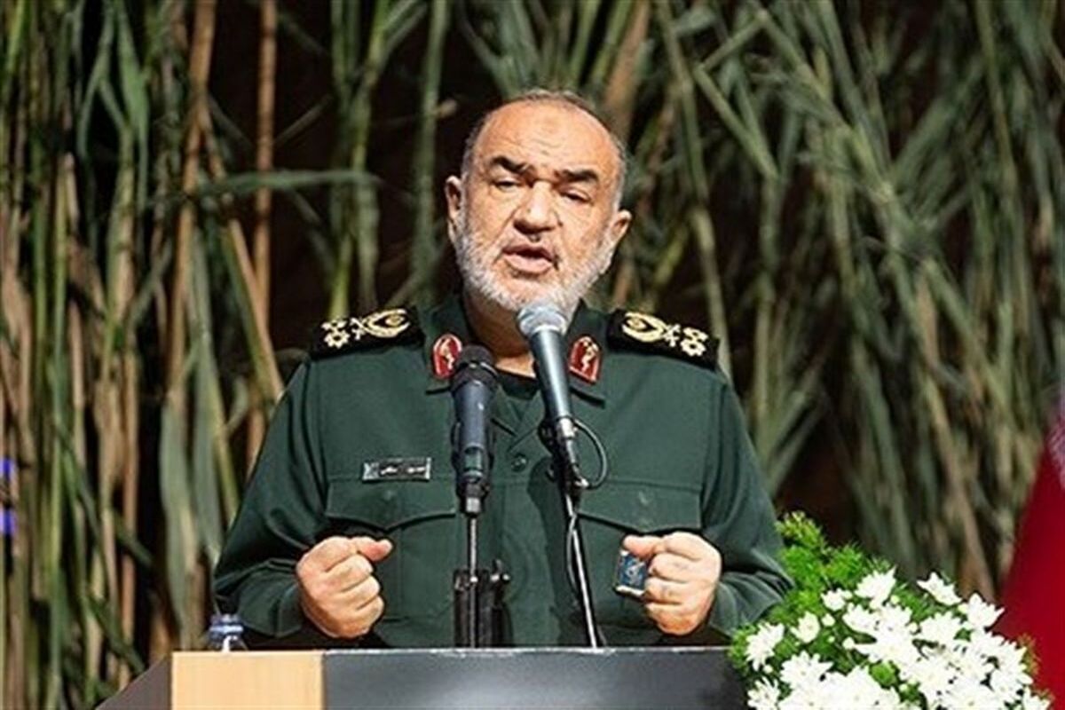 فرمانده کل سپاه: ما هنوز انتقام ترور شهید سلیمانی را نگرفته‌ایم 