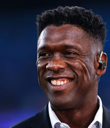 کلارنس سیدروف را چه کسی به استقلال معرفی کرد؟