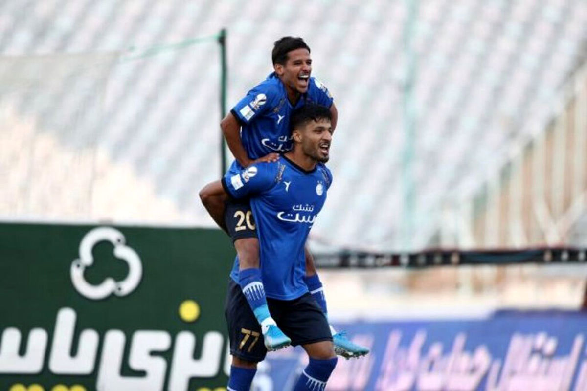 جدایی ستاره استقلال منتفی شد/ آبی‌ها پرداخت سنگین را پرداخت کردند