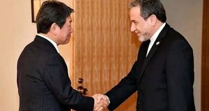 وزیر خارجه ژاپن در پاسخ به عراقچی: گفتگوهای نزدیک داشته باشیم