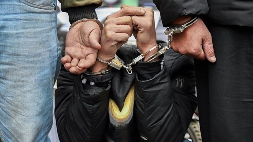 انهدام باند زورگیری از فروشندگان کالا در فضای مجازی/ دستگیری باند سرقت منازل شرق تهران