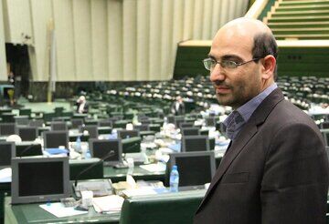 قانون الزام به ثبت رسمی معاملات اموال غیرمنقول در مجلس تصویب و برای اجرا ابلاغ شد/ جزئیات

