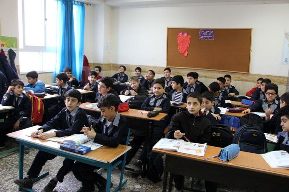 تمام مدارس ابتدایی تهران تعطیل شد

