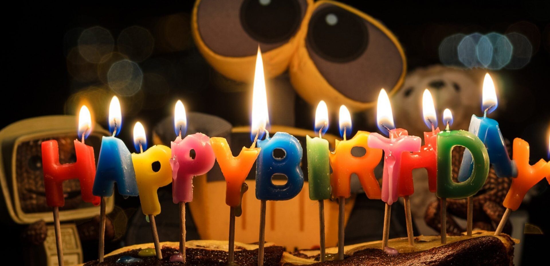 ذوق خانم بازیگر در جشن تولد 55 سالگی اش جنجالی شد +ویدئو