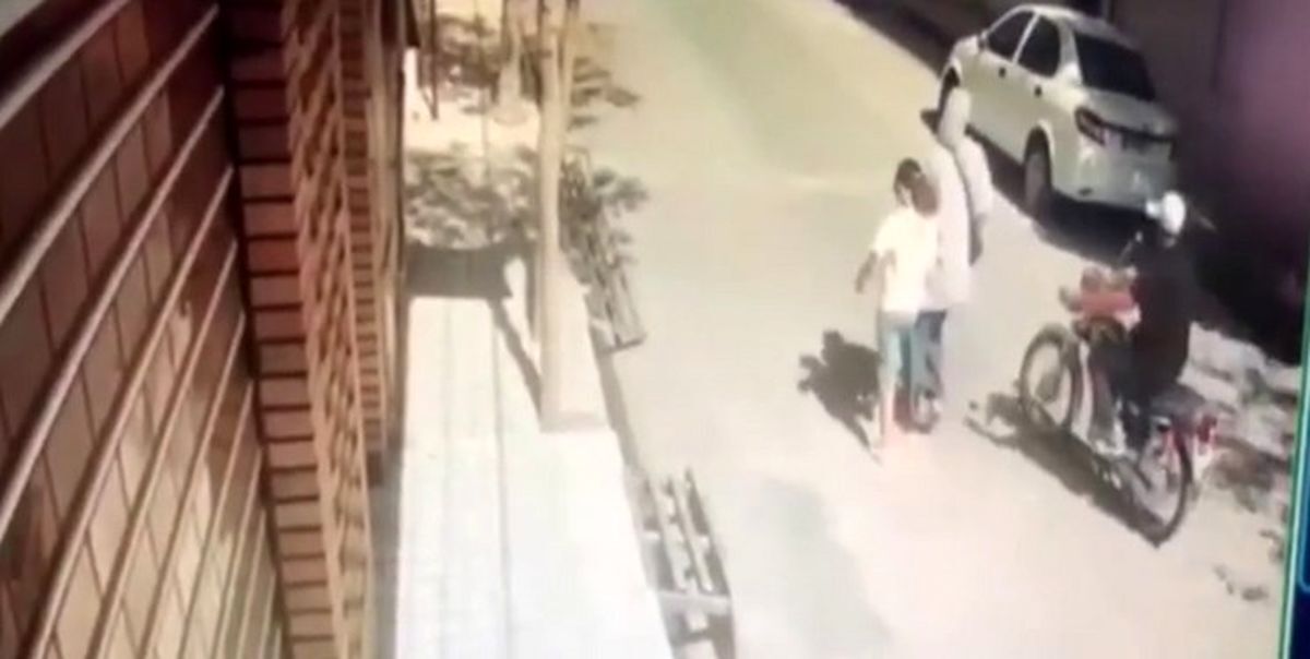 سرقت وحشیانه از مادر جوان و دخترش در اسلامشهر
