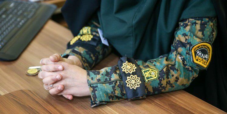 پلیس زن یگان ویژه: کار ما رویارویی با مردم عادی نیست ما ماموریت ویژه‌ای داریم