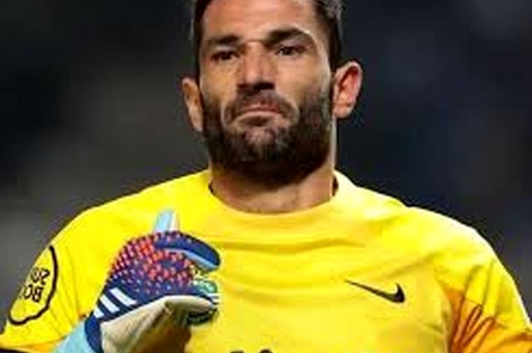 عارف غلامی برای آدان سنگ تمام گذاشت!