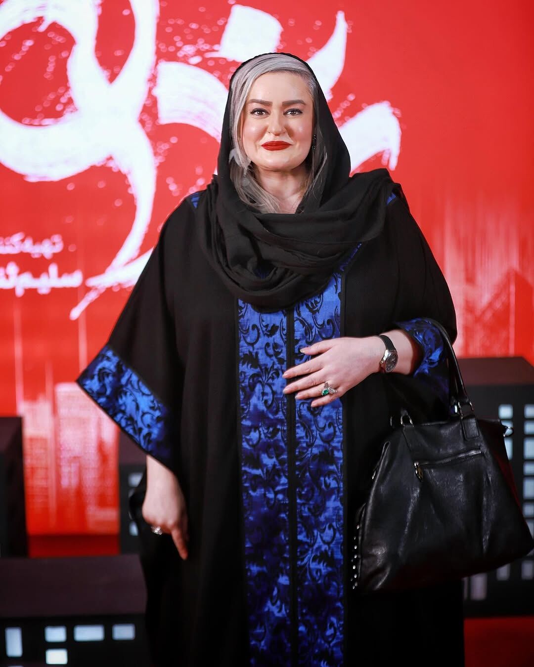  نعیمه نظام‌دوست با اکسسوری‌های طلایی و خاص/ عکس