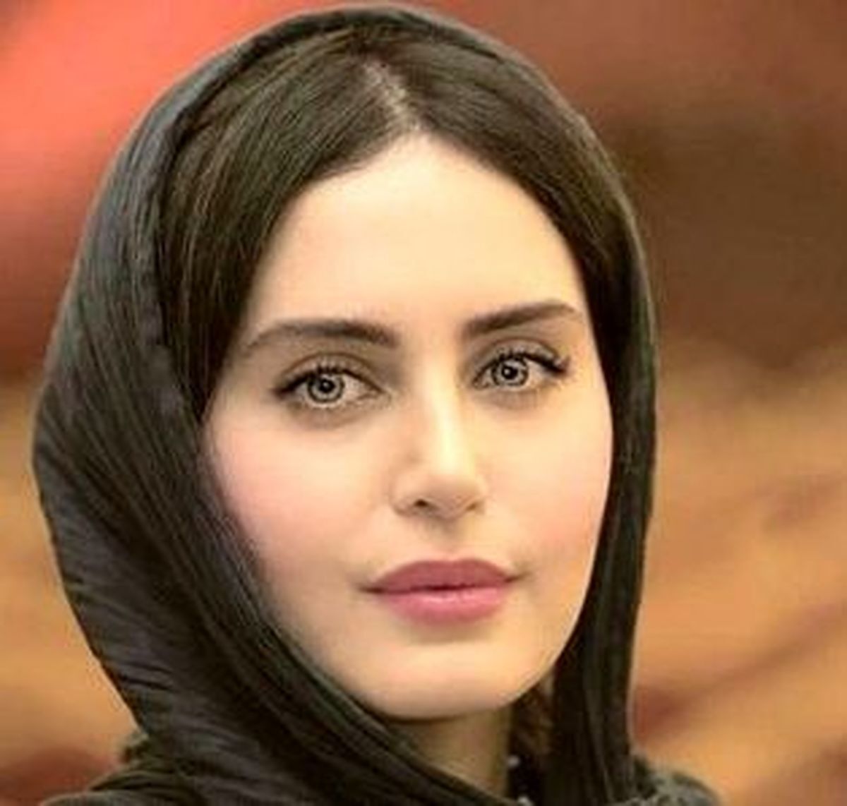 به الناز شاکردوست حمله شد | اظهار نظر جنجالی خانم بازیگر کار دستش داد