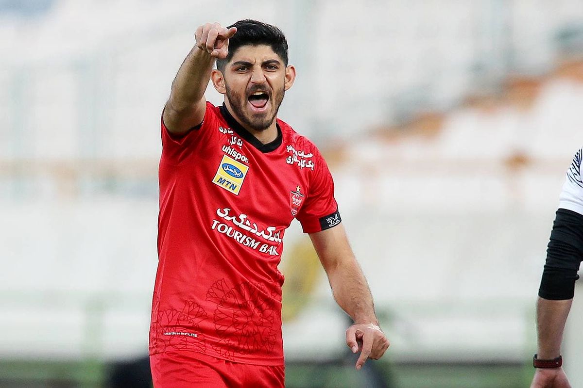 پشت پرده نیمکت‌نشینی ستاره قرمزها