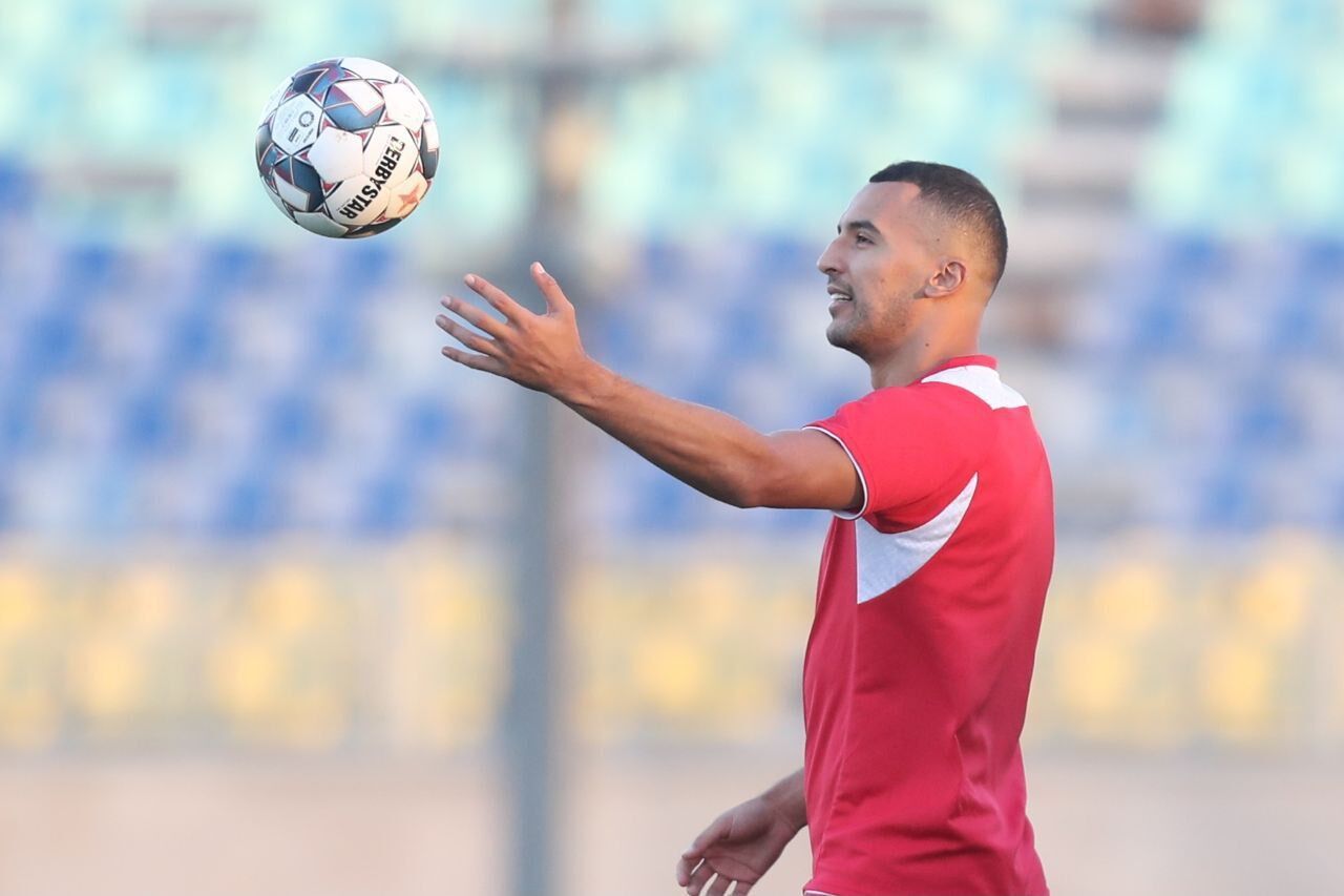 باهویی از پرسپولیس می‌رود