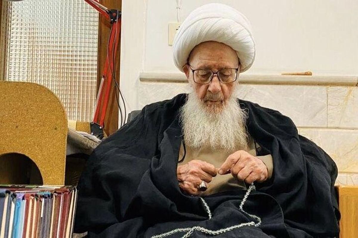 شایعه فوت وحید خراسانی تکذیب شد