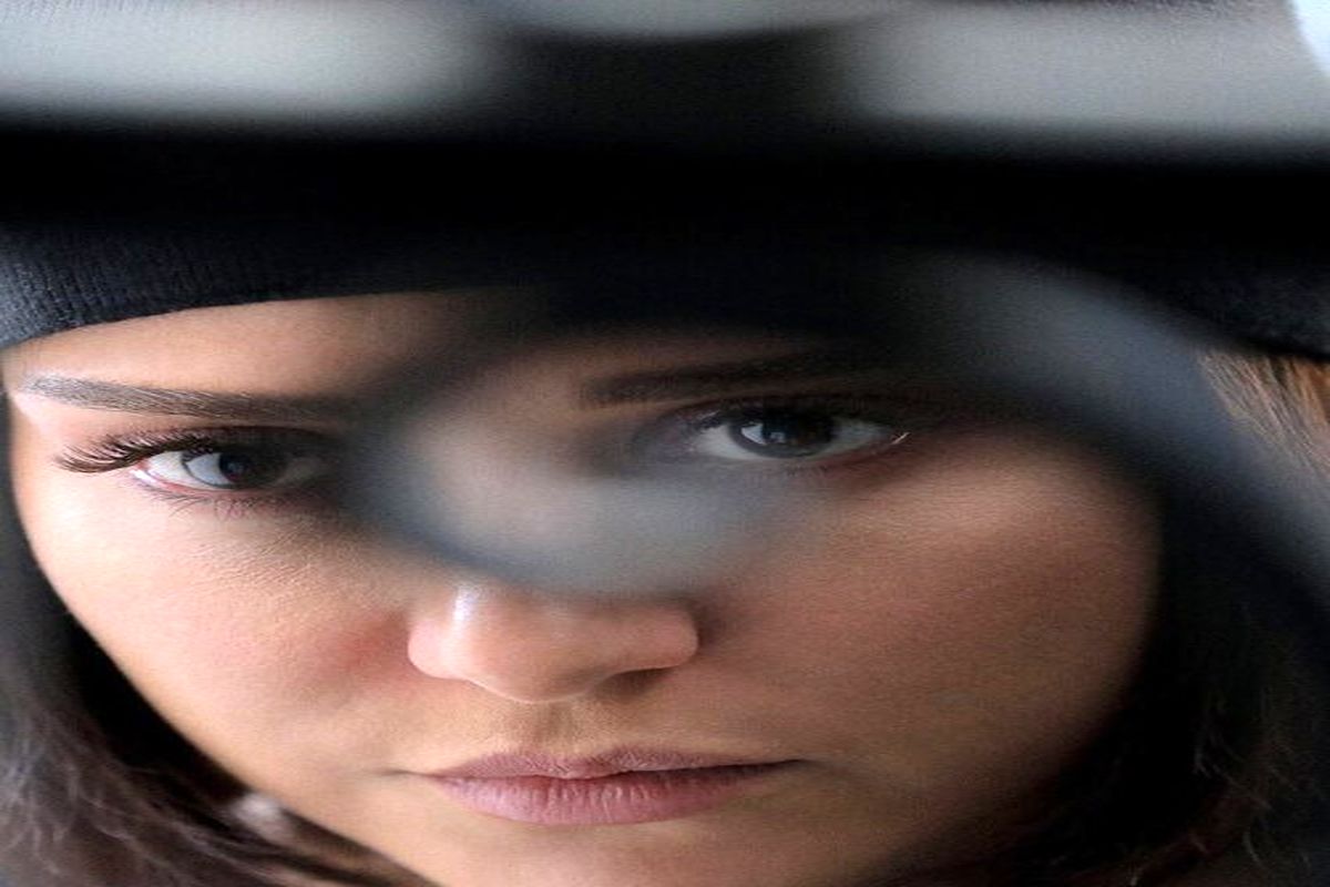  پریناز ایزدیار با «بُن سای» می آید