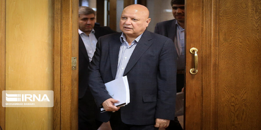 خبر خوش درباره افزایش حقوق کارمندان/رئیس سازمان برنامه‌ و بودجه خبر داد