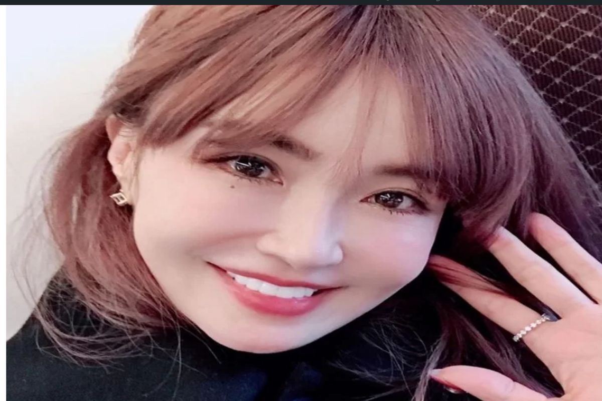 با دیدن زیبایی و جوانی این زن 52 ساله برق از سرتان می پرد/ 52 ساله است یا 14 ساله! + عکس