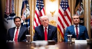 مغز متفکر پشت ترامپ کیست؟ + عکس