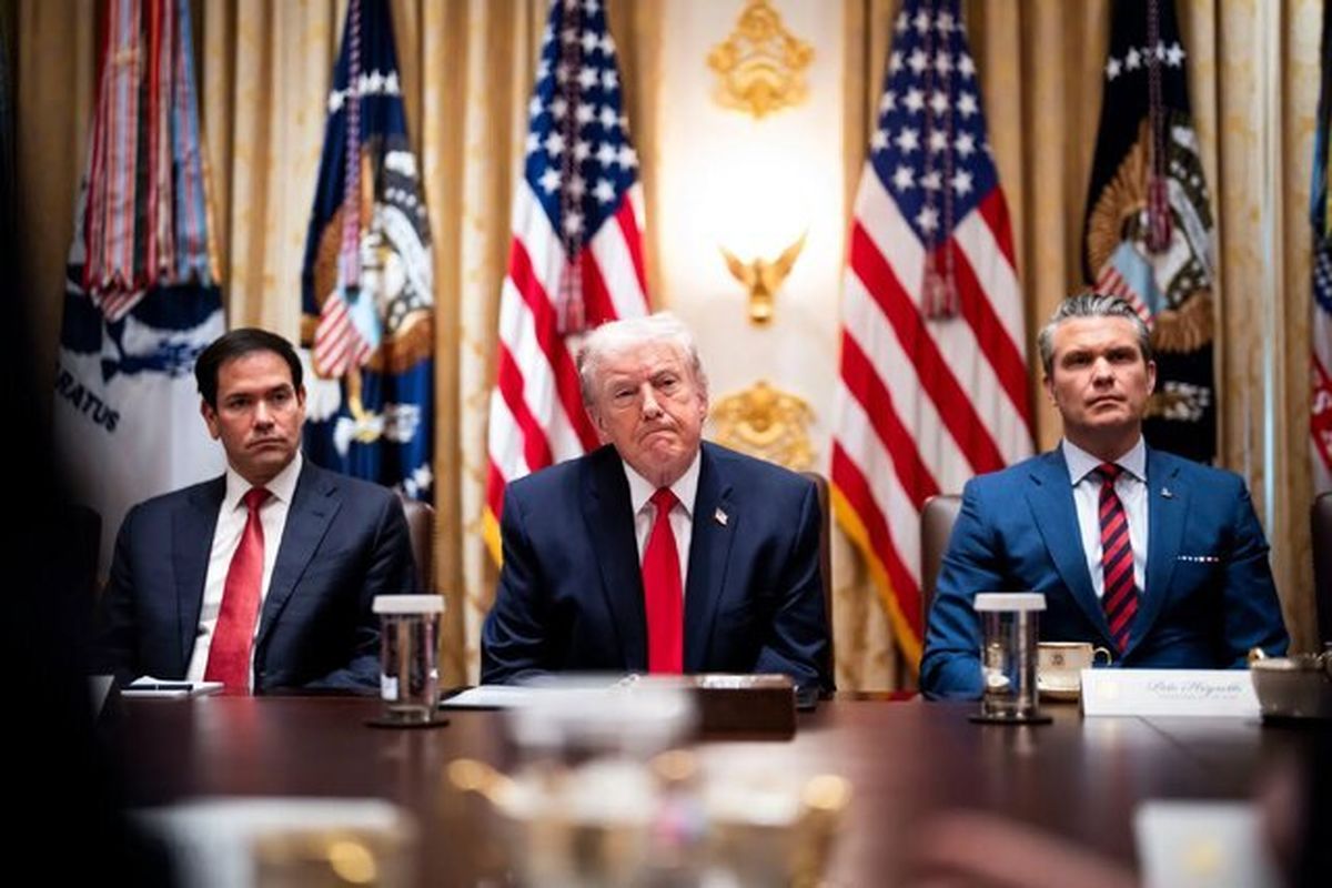 مغز متفکر پشت ترامپ کیست؟ + عکس