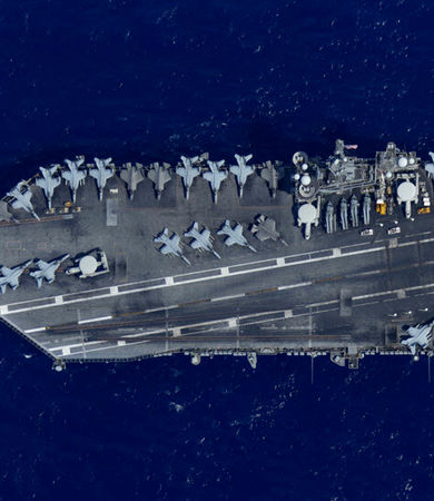 ناو آبراهام لینکلن در وضعیت هشدار کامل قرار گرفت