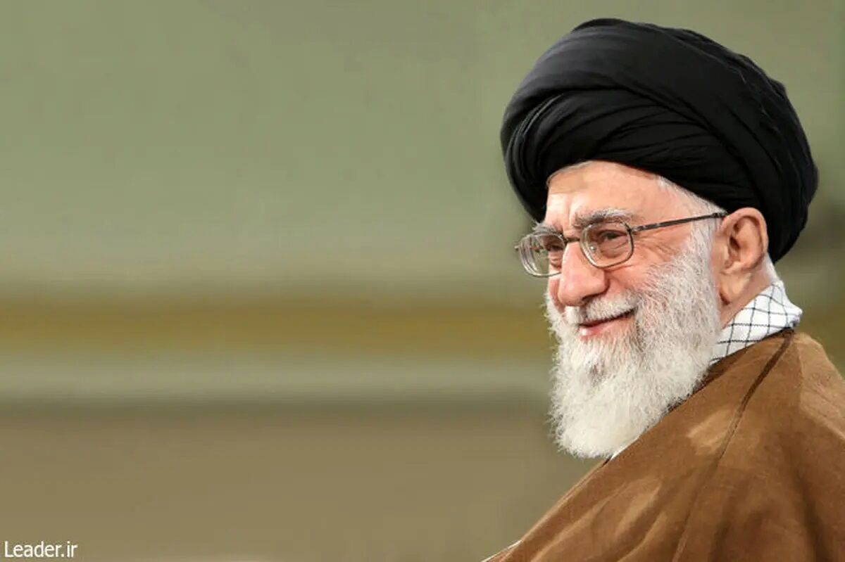 نامه مهم رهبر انقلاب به دانشجویان آمریکایی /مبارزه‌ای شرافتمندانه را آغاز کرده‌اید