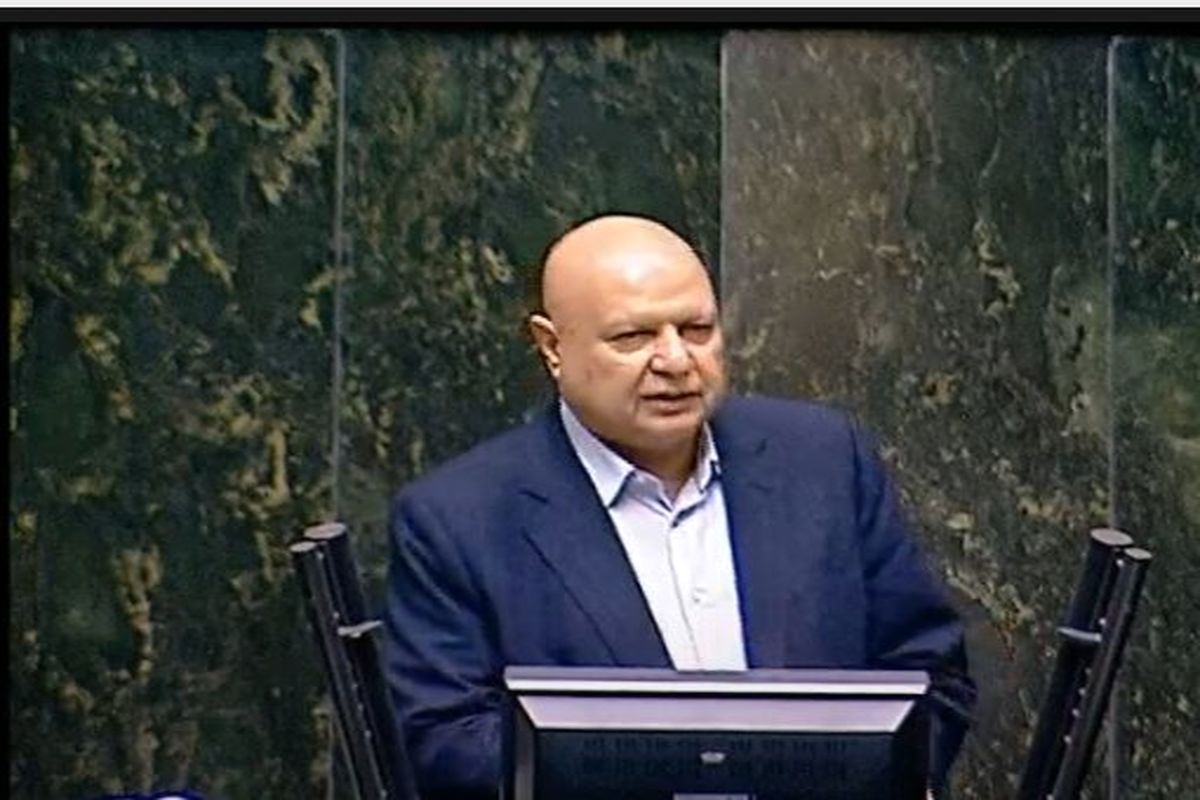 واکنش تند میرکاظمی به اظهارات رییس کمیسیون آموزش مجلس | شکایت رسمی انجام داده‌ایم!