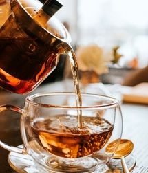 چای برای سلامت استخوان مفید تر است یا قهوه؟