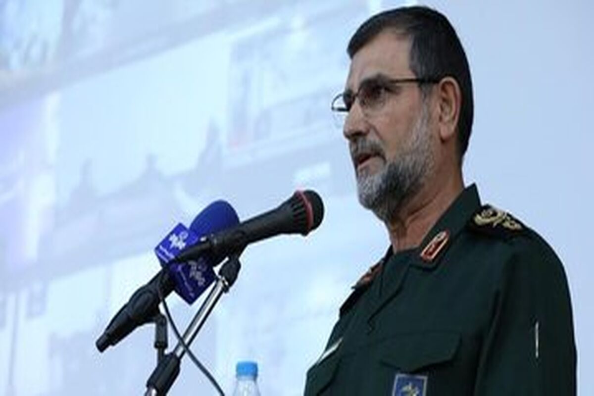 خبر مهم فرمانده نیروی دریایی سپاه از ساخت یک شناور موشک انداز جدید