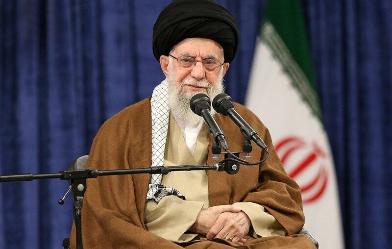 فیلمی پربازدید و جالب از شباهت یک روحانی به مقام معظم رهبری در کربلا