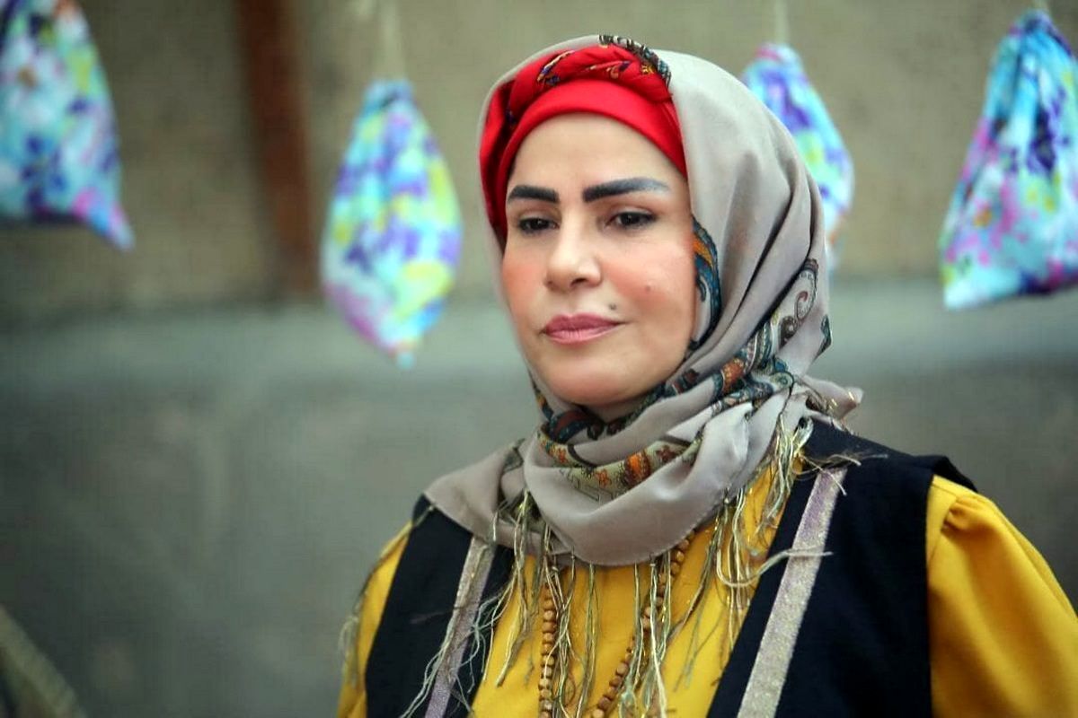 چهره متفاوت ساقی زینتی، توران «پس از باران» در کنار دخترش/ عکس