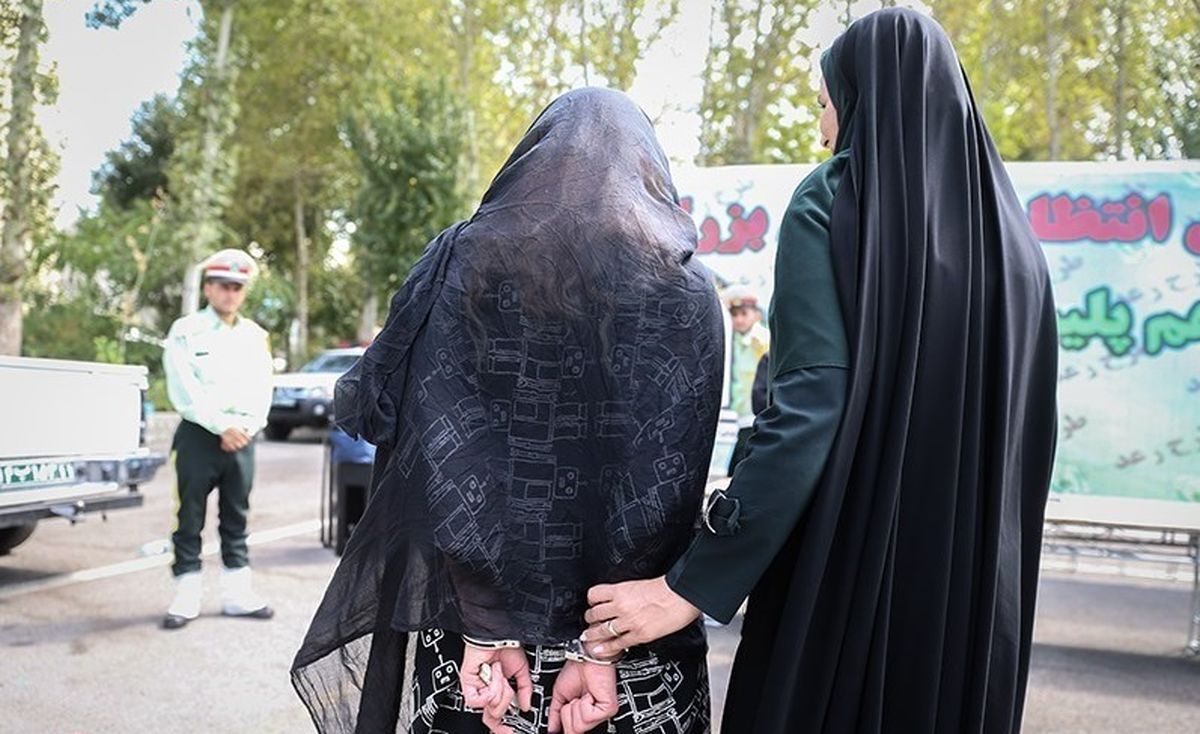 خانم بلاگر مبتذل اصفهانی بازداشت شد /این چه بی آبرویی بود؟!
