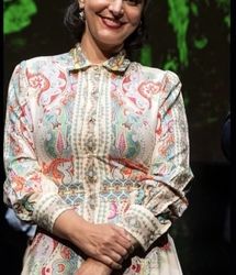 غزل شاکری با استایلی فاخر در ایتالیا/ عکس