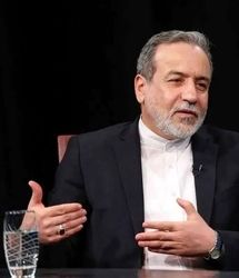 عراقچی آماده مذاکرات مستقیم با ویتکاف