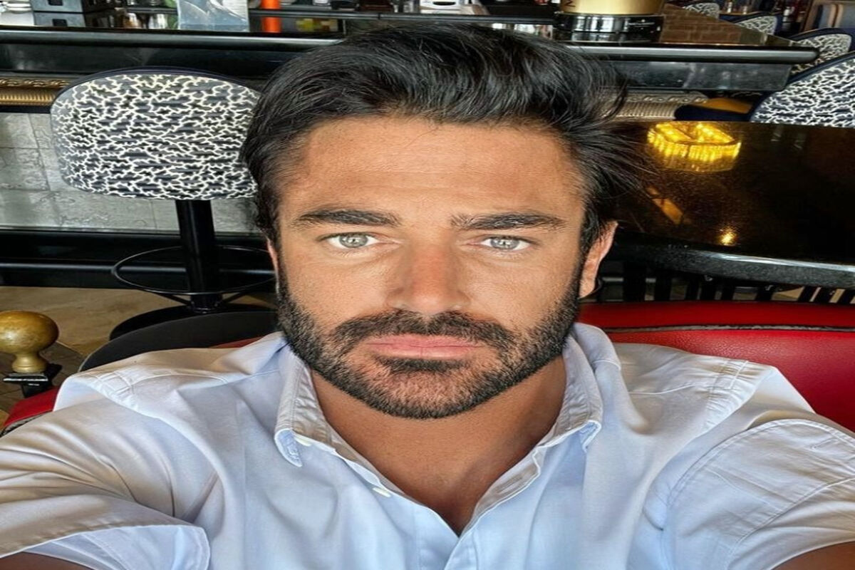  ساعت میلیاردی محمدرضا گلزار/ عکس