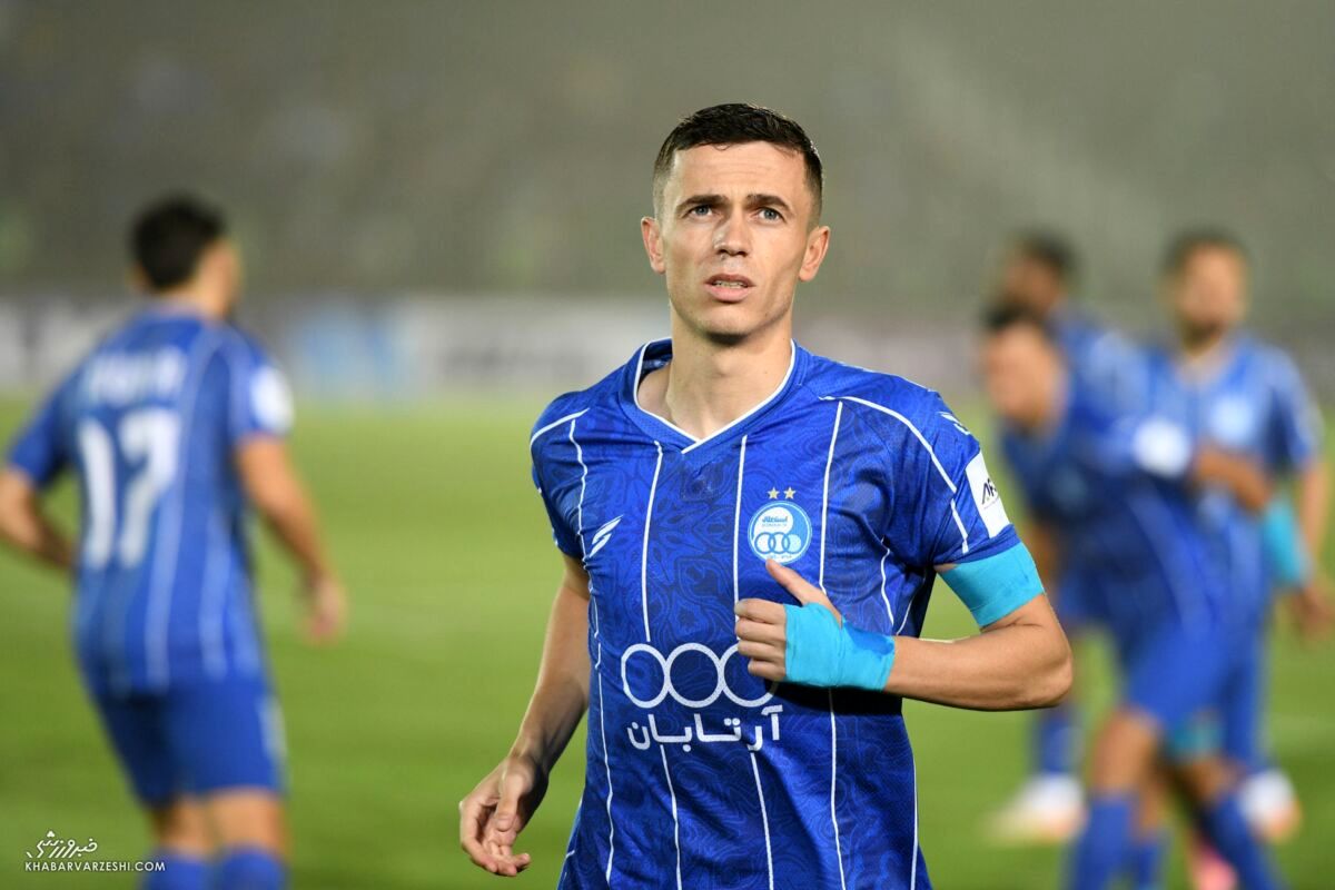 آیا این بازیکن استقلال از بازی با سپاهان محروم شد؟