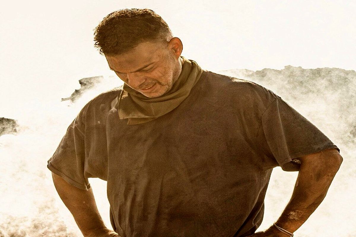 استایل گنگ پیمان معادی در حال شستن خودرو چند میلیاردی