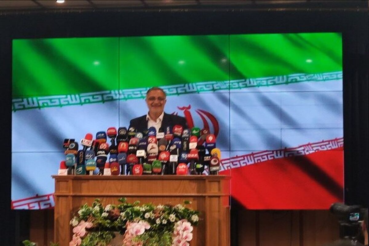 واکنش شهردار تهران  به پوششی بودن کاندیداتوری‌اش
