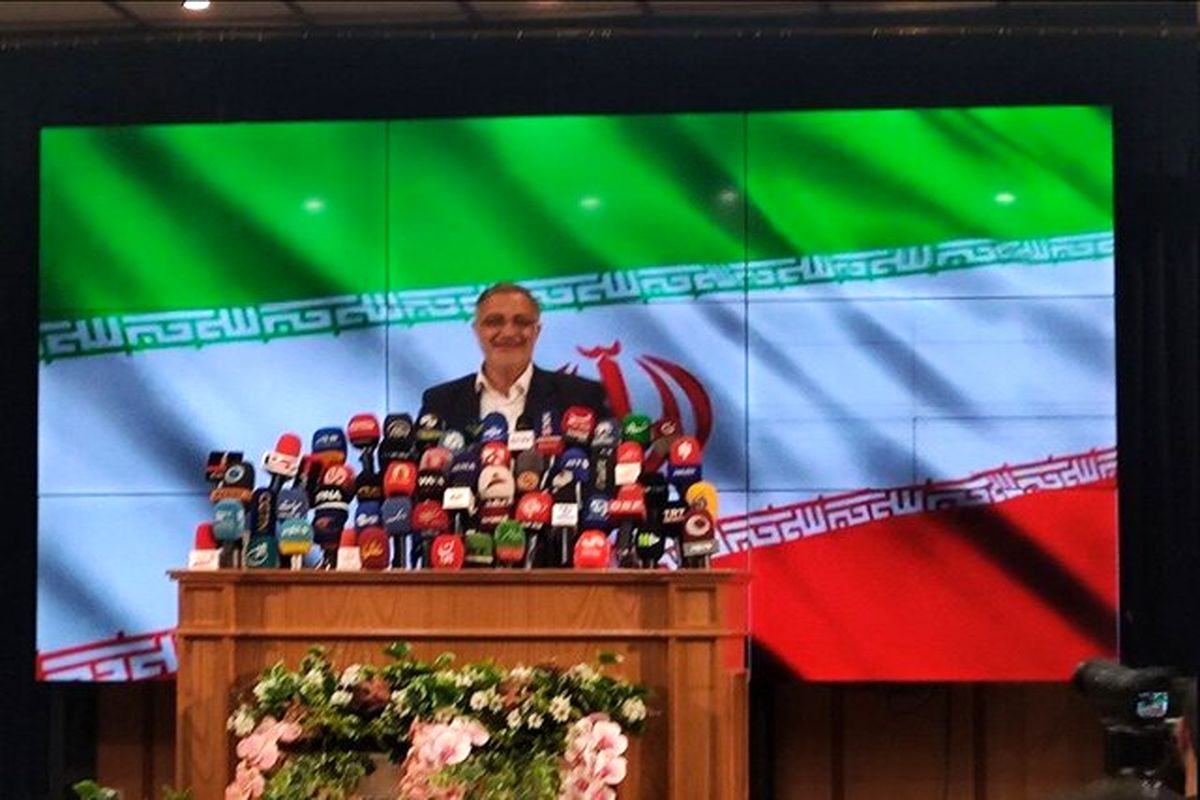 واکنش شهردار تهران  به پوششی بودن کاندیداتوری‌اش