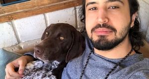 سلفی بازیگر جذاب سینمای ایران در ماشینش