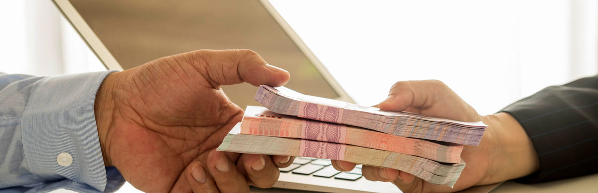 سوپرایز ویژه دولت برای کارمندان / حقوق ها ۲۰ درصد افزایش می یابد
