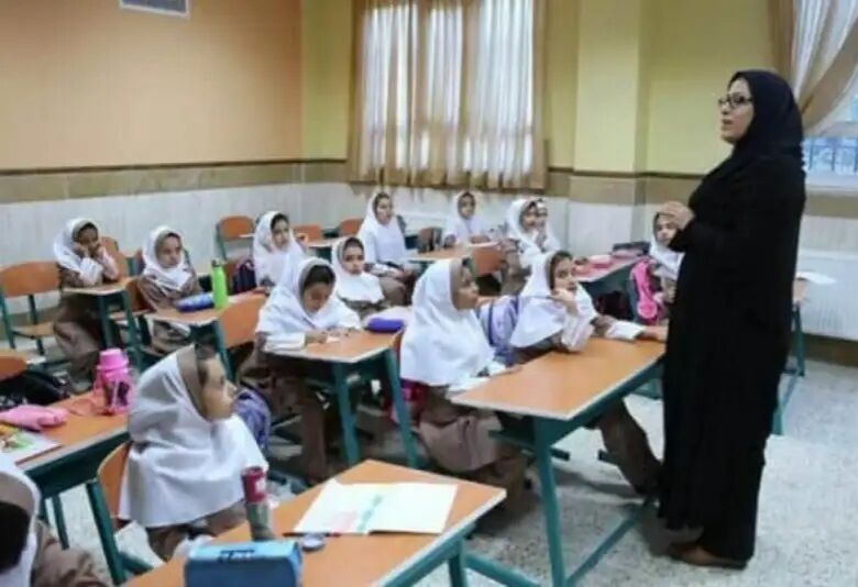 تمدید تعطیلی یا حضوری شدن مدارس از این طریق اعلام می‌شود