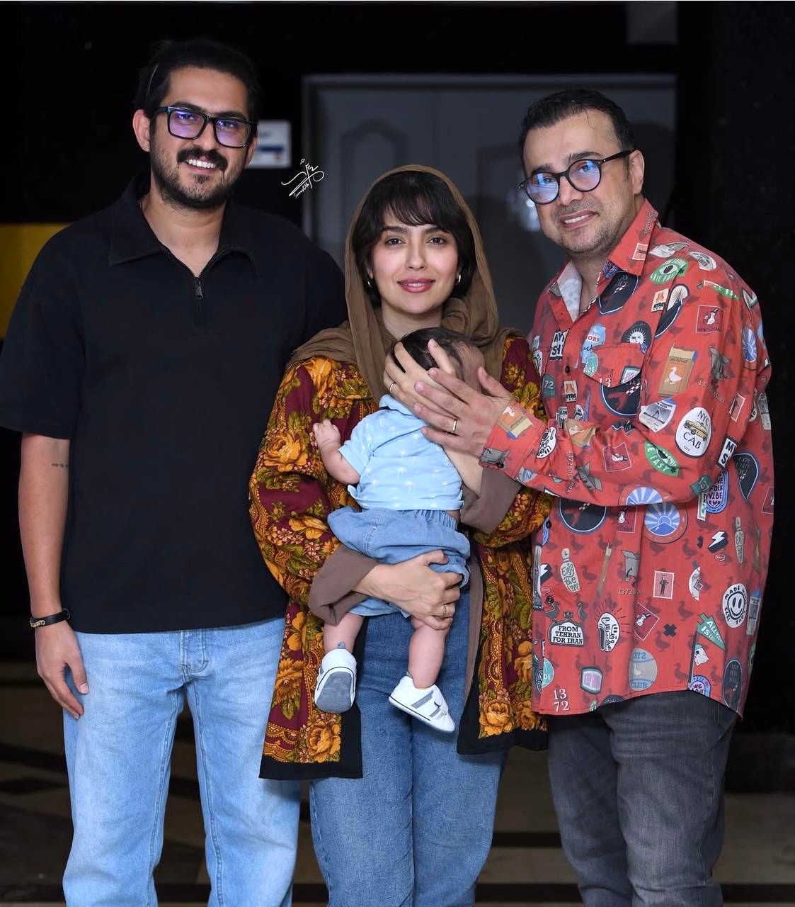 استوری احساسی مونا کرمی در تولد پدر همسرش