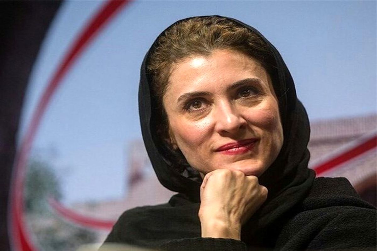 ویشکا آسایش به سوگ مادرش نشست