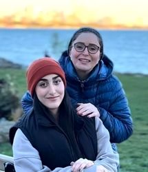 ژاله صامتی و دخترش هم به کانادا رفتند/ عکس