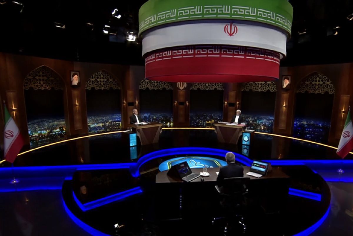 این تصویر از آخرین مناظره ماندگار شد
