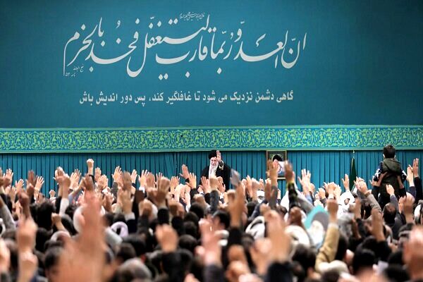 مردم استان آذربایجان شرقی با رهبر انقلاب دیدار کردند