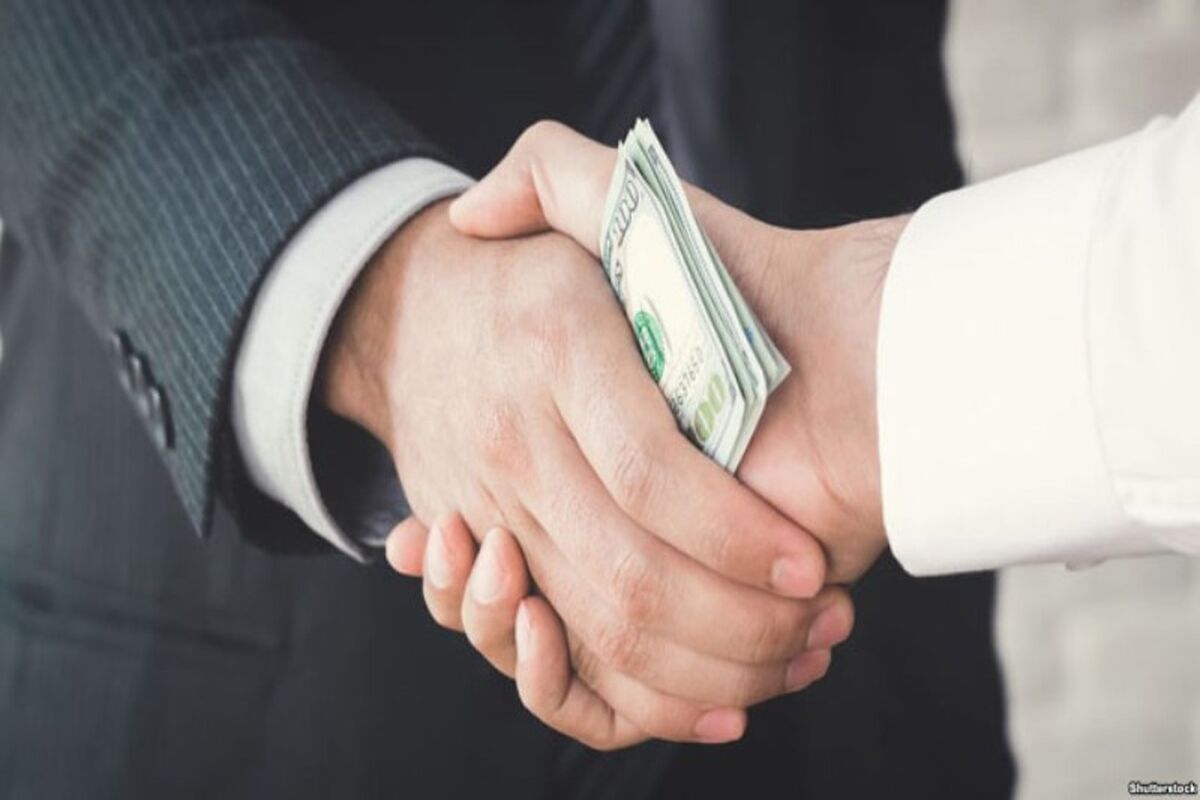 فساد مالی بزرگ دیگری کشف شد /کسری 22 میلیون دلاری در واردات
