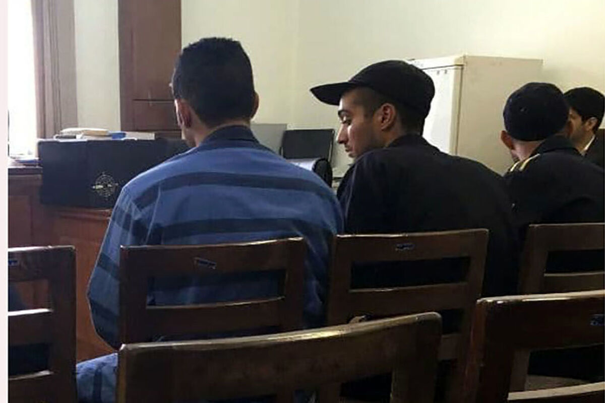 رامین در مهمانی به اسم دلستر به من نوشیدنی داد ، گیج که شدم عفتم را لکه دار کرد